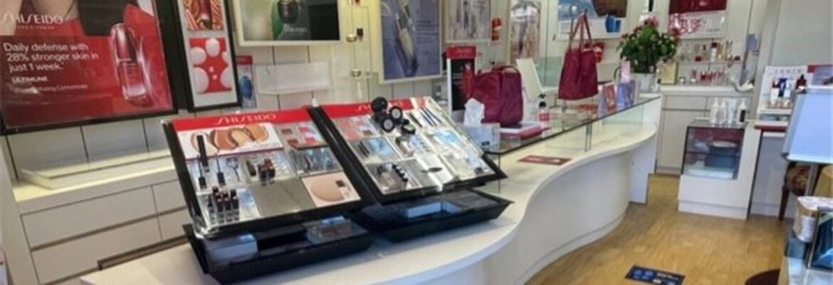 Beautiful Shiseido Retail And Skin Service Spa